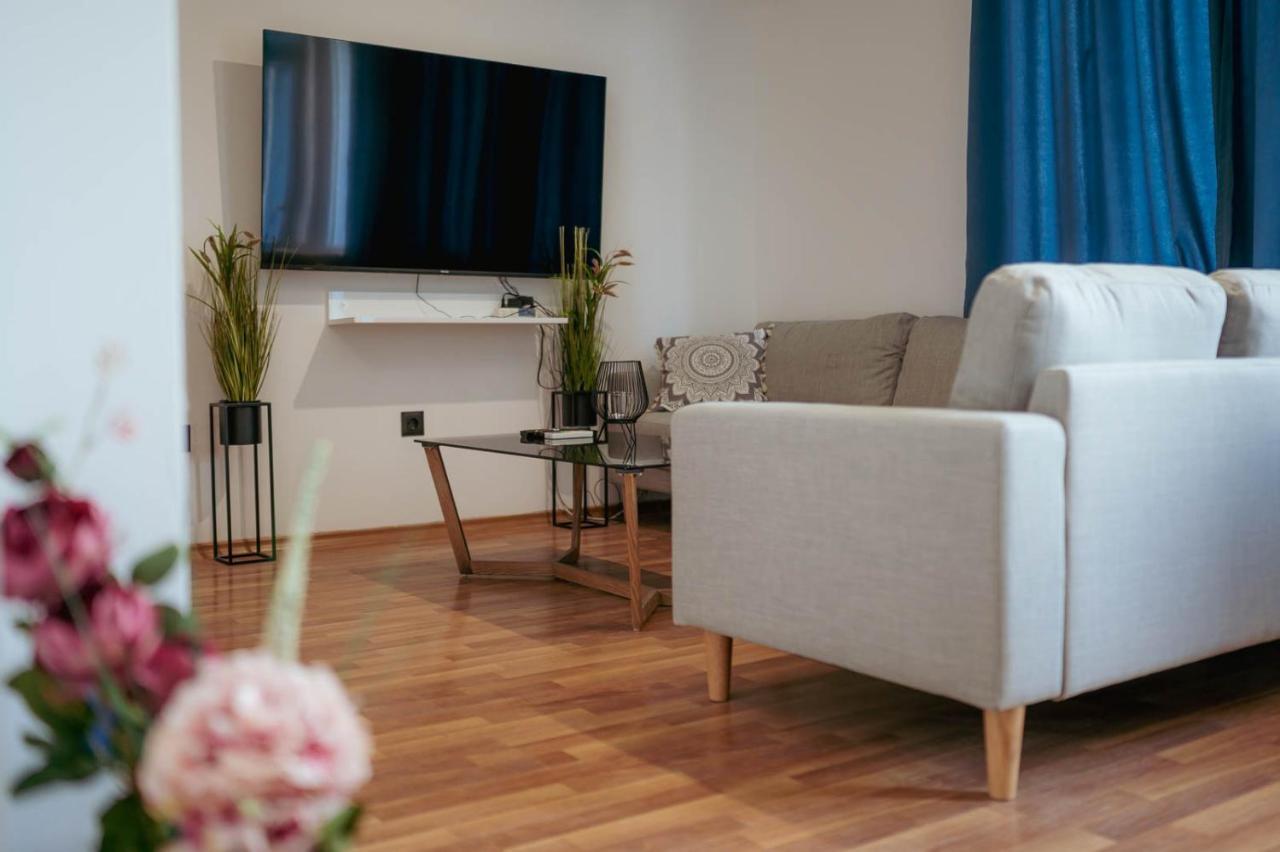 Luxury Art 4 Apartment Благоевград Екстериор снимка